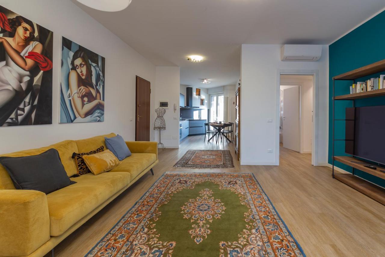 Luxury Apartment Near Navigli - Anemoni 5 Milan Luaran gambar